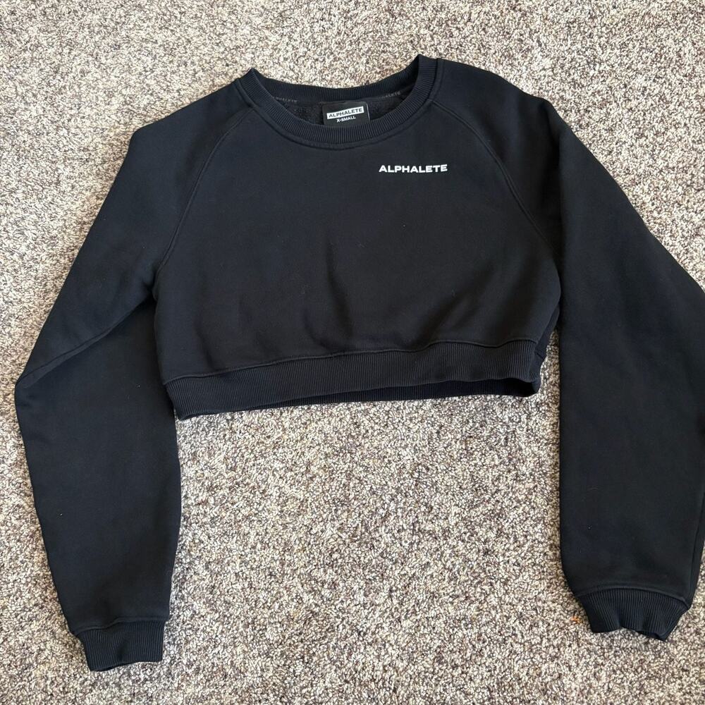 Alphalete Black Cropped Crewneck Sweatshirt Women’s XS — Gym Athleisure